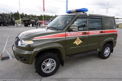 Điểm danh dàn xế “khủng” của quân cảnh Nga