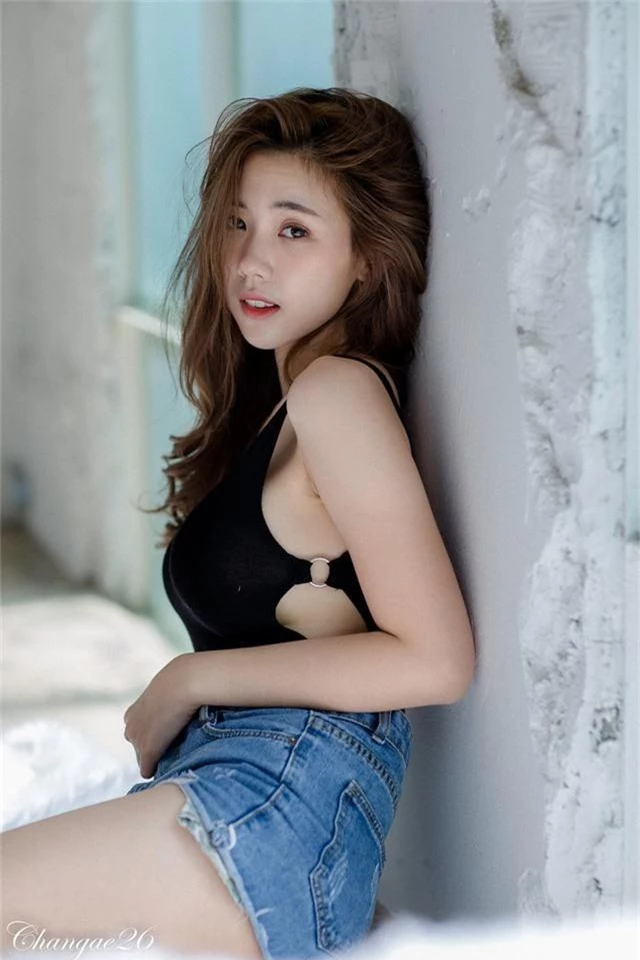 Hút hồn với nụ cười tỏa nắng và vòng một căng tràn của nàng hot girl xinh đẹp - Ảnh 23.