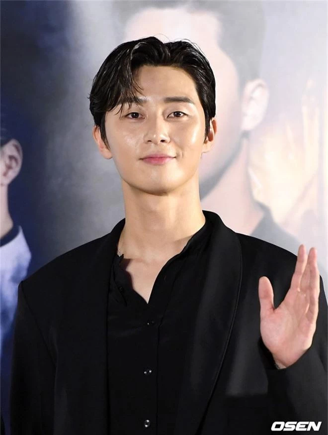 Sự kiện VIP hội tụ 30 sao khủng: Park Seo Joon mời V (BTS), tài tử Hậu duệ mặt trời, Kí sinh trùng và toàn mỹ nhân - Ảnh 4.