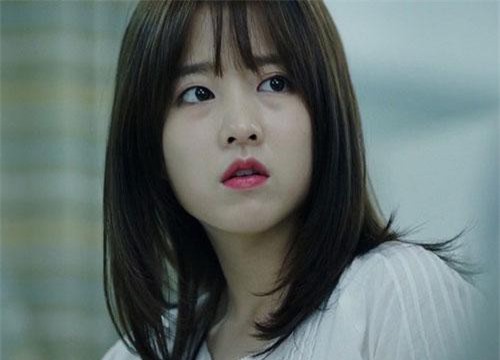 Phát hiện bố có bồ nhí nên quyết tâm theo dõi, tôi chết lặng khi "mặt đối mặt" với ả tình nhân