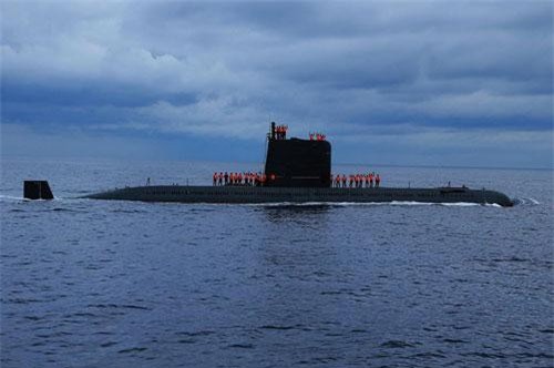 Lộ diện tàu ngầm tên lửa đạn đạo thế hệ mới của Triều Tiên