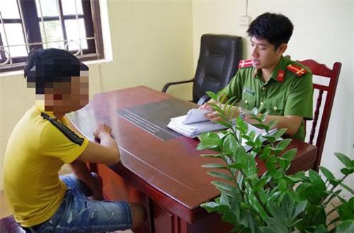 Hưng Yên: Nhóm thanh niên lên kế hoạch bắt giữ 3 nữ tiếp viên karaoke