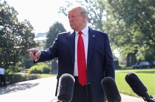 Tổng thống Trump lý giải nguyên nhân "nghiện" mạng xã hội