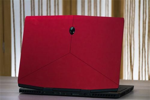 Top 10 laptop gaming đáng mua nhất năm 2019