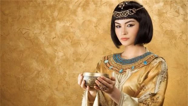 Bí ẩn cuộc đời Nữ hoàng Cleopatra: Vị nữ vương quyến rũ với tài trí thông minh vô thường và độc chiêu quyến rũ đàn ông “bách phát bách trúng” - Ảnh 5.