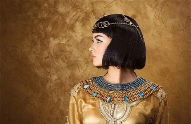 Bí ẩn cuộc đời Nữ hoàng Cleopatra: Vị nữ vương quyến rũ với tài trí thông minh vô thường và độc chiêu quyến rũ đàn ông “bách phát bách trúng” - Ảnh 6.