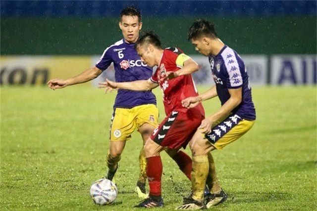 Bình Dương 0-1 CLB Hà Nội: Văn Quyết ghi bàn - 7