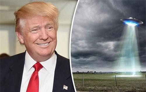Xôn xao chuyện UFO xuất hiện gần sân golf của Tổng thống Trump