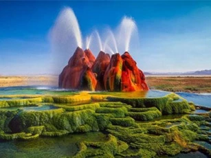 Huyền ảo cảnh tượng mạch nước phun kỳ dị như trên sao Hỏa