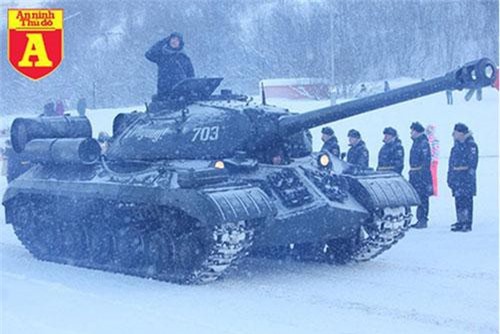 Siêu tăng mang tên lãnh đạo Liên Xô suýt nữa tạo ra thảm họa cho phát xít Đức