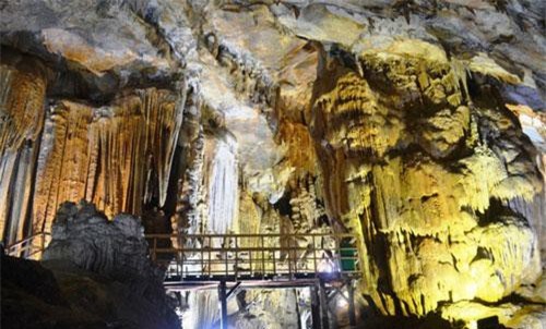 Động Tiên Sơn : Chốn bồng lai tiên cảnh có “một không hai”