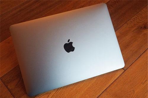 Top 10 laptop 13 inch tốt nhất năm 2019: MacBook Pro góp mặt