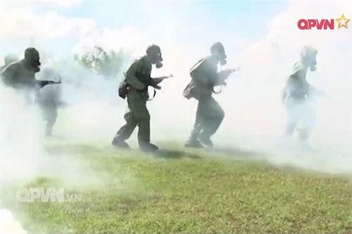 Chiêm ngưỡng dàn khí tài Binh chủng Hóa học Việt Nam nên có