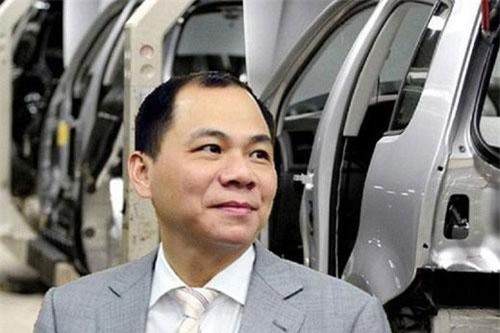 Ông Phạm Nhật Vượng bắt đầu “gặt” hàng nghìn tỷ đồng từ điện thoại Vsmart và xe VinFast