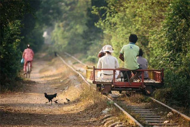 Tàu bằng tre