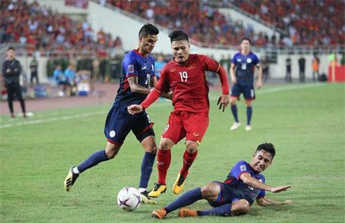 HLV Lê Thuỵ Hải: “Thể lực của Quang Hải còn nhiều hạn chế”