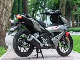Ngắm Honda Winner X 2019 màu bạc đỏ đen, giá 45,99 triệu