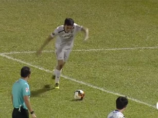 CLIP: Xuân Trường dẫn đầu top 5 bàn thắng đẹp nhất V.League 2019 tháng 7