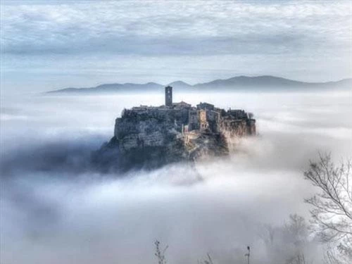 Thị trấn Civita di Bagnoregio