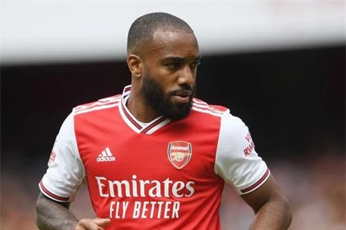 3. Alexandre Lacazette (mua từ Lyon, tháng 7/2017, 47 triệu bảng).