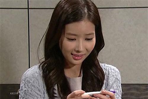 Mẹ chồng hắt hủi với con dâu vì không sinh được cháu trai