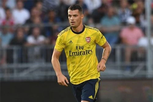 6. Granit Xhaka (mua từ Borussia Monchengladbach, tháng 5/2016, 34 triệu bảng).