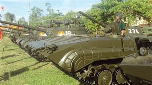 SIPRI gây bất ngờ khi cho biết số lượng T-62 và BMP-2 của Việt Nam