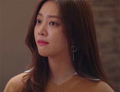 Mẹ chồng bắt rút tiền tiết kiệm trả nợ cho em rể, tôi đáp trả 1 câu khiến bà ngượng chín cả mặt