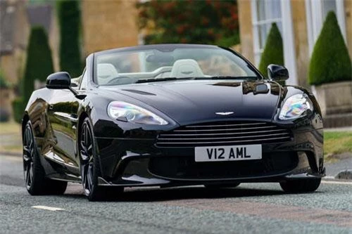 Aston Martin Vanquish S Volante.