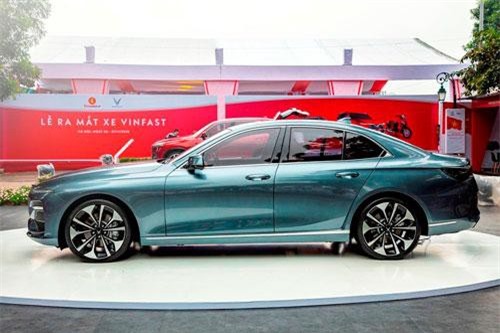 Thông số kỹ thuật chi tiết của VinFast Lux A2.0