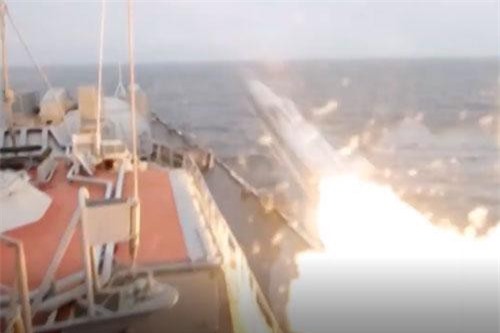 Chiến hạm Nga phóng tên lửa siêu thanh trên biển Nhật Bản