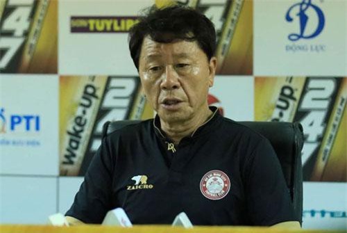 HLV Chung Hae-seong phát biểu 'sốc' về quãng thời gian làm việc ở HAGL