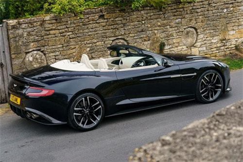 Aston Martin Vanquish S Volante: Công suất 595 mã lực, giá hơn 7 tỷ
