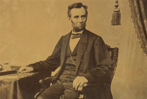 Kinh ngạc linh cảm lạ lùng về cái chết của người nổi tiếng