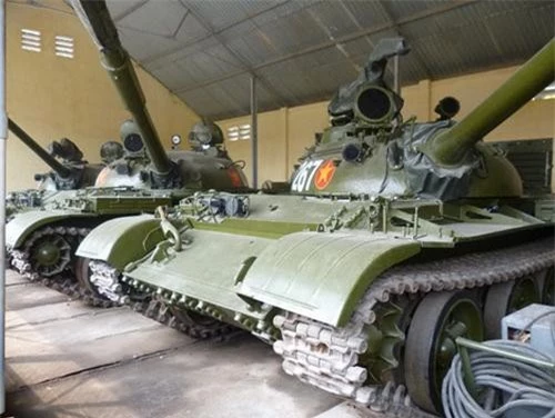 Xe tăng T-62 của Việt Nam theo SIPRI có nguồn gốc từ Liên bang Tiệp Khắc. Ảnh: Quân đội nhân dân.