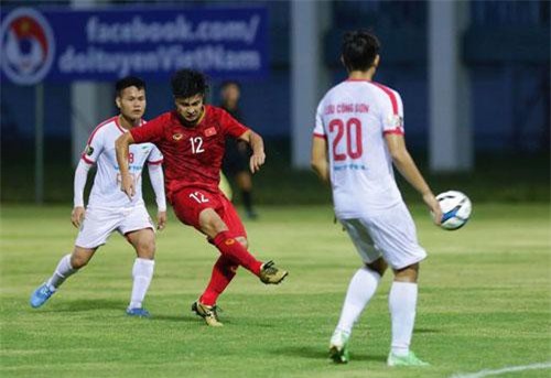 HLV Park Hang Seo tập trung 28 cầu thủ U22 Việt Nam chuẩn bị cho SEA Games