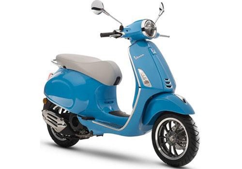 XE HOT (3/8): Loạt ôtô giảm giá mạnh, giá xe Vespa mới nhất