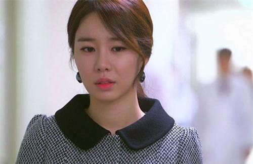 Bồ nhí của chồng thông báo đã có thai, tôi hẹn gặp rồi khiến cô ta nghẹn họng chỉ với một bức ảnh