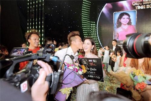 Nữ diễn viên "Cổng mặt trời" lên ngôi Quán quân Tình Bolero 2019