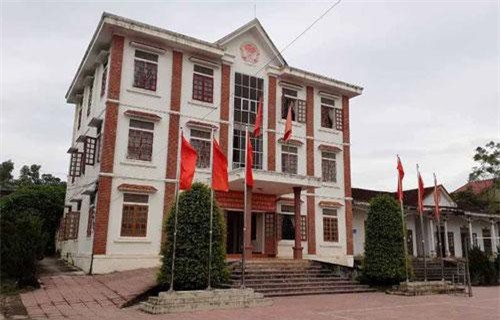 Nghệ An: Nhiều cán bộ xã “dính chàm” vì bán đất trái quy định