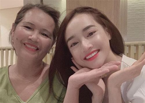 Nhã Phương chính thức xác nhận đã sinh con đầu lòng sau nhiều tháng im lặng