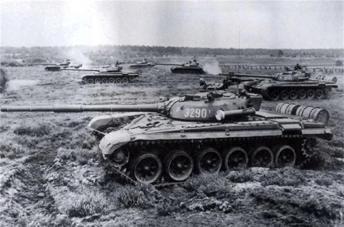 Khong thich Nga nhung Ba Lan van co niu keo xe tang T-72-Hinh-11