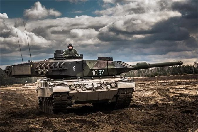 Khong thich Nga nhung Ba Lan van co niu keo xe tang T-72-Hinh-2