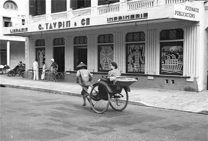 Loat anh choang ngop ve khu pho sang nhat Ha Noi nam 1940-Hinh-7