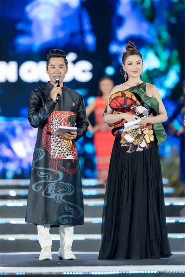 MC Nguyên Khang ấn tượng với tài năng của tân Hoa hậu Thế giới Việt Nam - Ảnh 1.