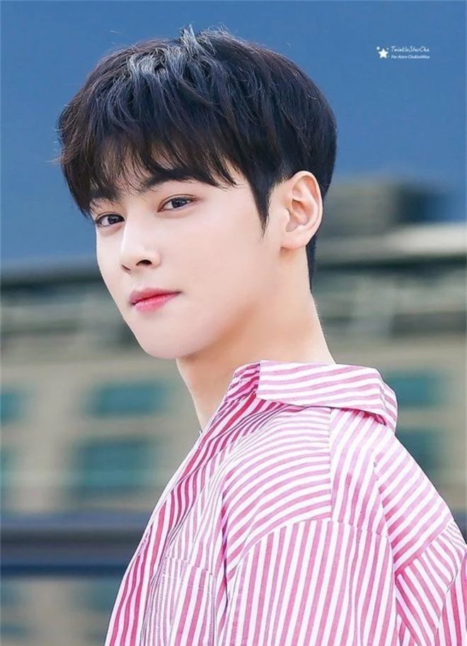 Top gương mặt đẹp nhất Kpop 2019: Visual đỉn nhất BTS và BLACKPINK lên ngôi, 1 idol vô danh gây khó hiểu vì vị trí quá cao - Ảnh 6. Top gương mặt đẹp nhất Kpop 2019: Visual đỉn nhất BTS và BLACKPINK lên ngôi, 1 idol vô danh gây khó hiểu vì vị trí quá cao - Ảnh 6.