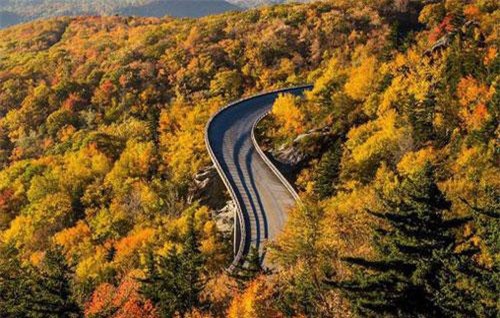 Điểm danh 10 con đường xuất hiện nhiều nhất trên Instagram