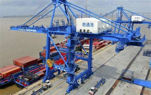 Tổng thống Trump: Áp thuế Trung Quốc mang lại cho Mỹ hàng tỷ USD