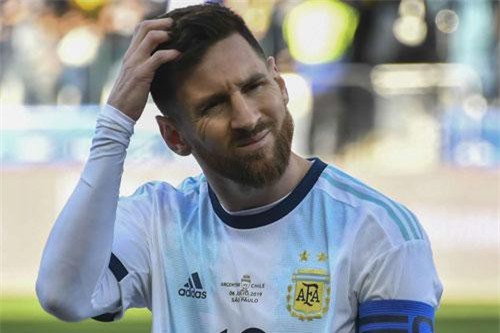 Lionel Messi tiếp tục nhận án phạt sau phát biểu gây sốc tại Copa America 2019