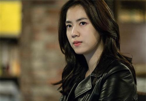 Gửi vàng mẹ chồng giữ hộ, lúc lấy lại thì bị đòi "50 triệu tiền công", tôi nói 1 câu khiến bà trả không thiếu đồng nào